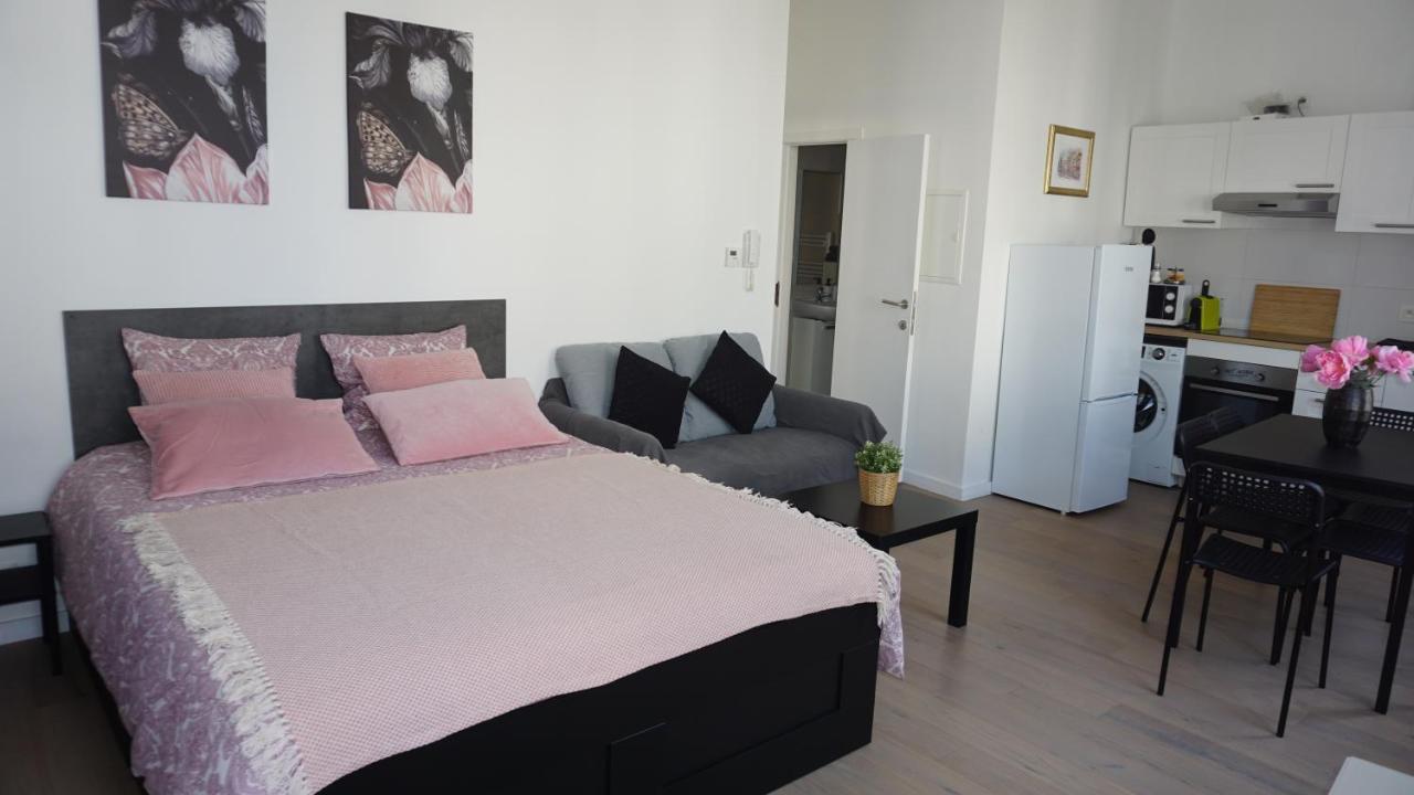 Bonjour Apartments Сentre 3 Αμβέρσα Εξωτερικό φωτογραφία